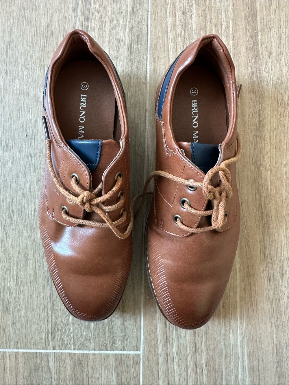 Boys Bruno Marc size 3 like new!
